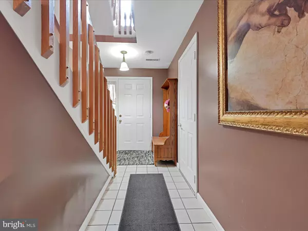 Ephrata, PA 17522,49 WESTPOINTE DR