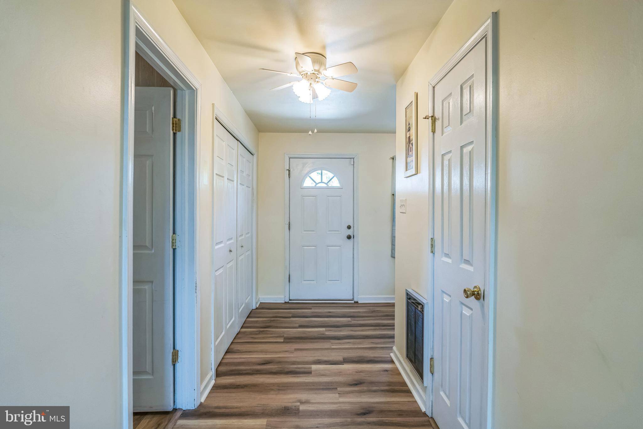 Levittown, PA 19057,66 YELLOWOOD DR