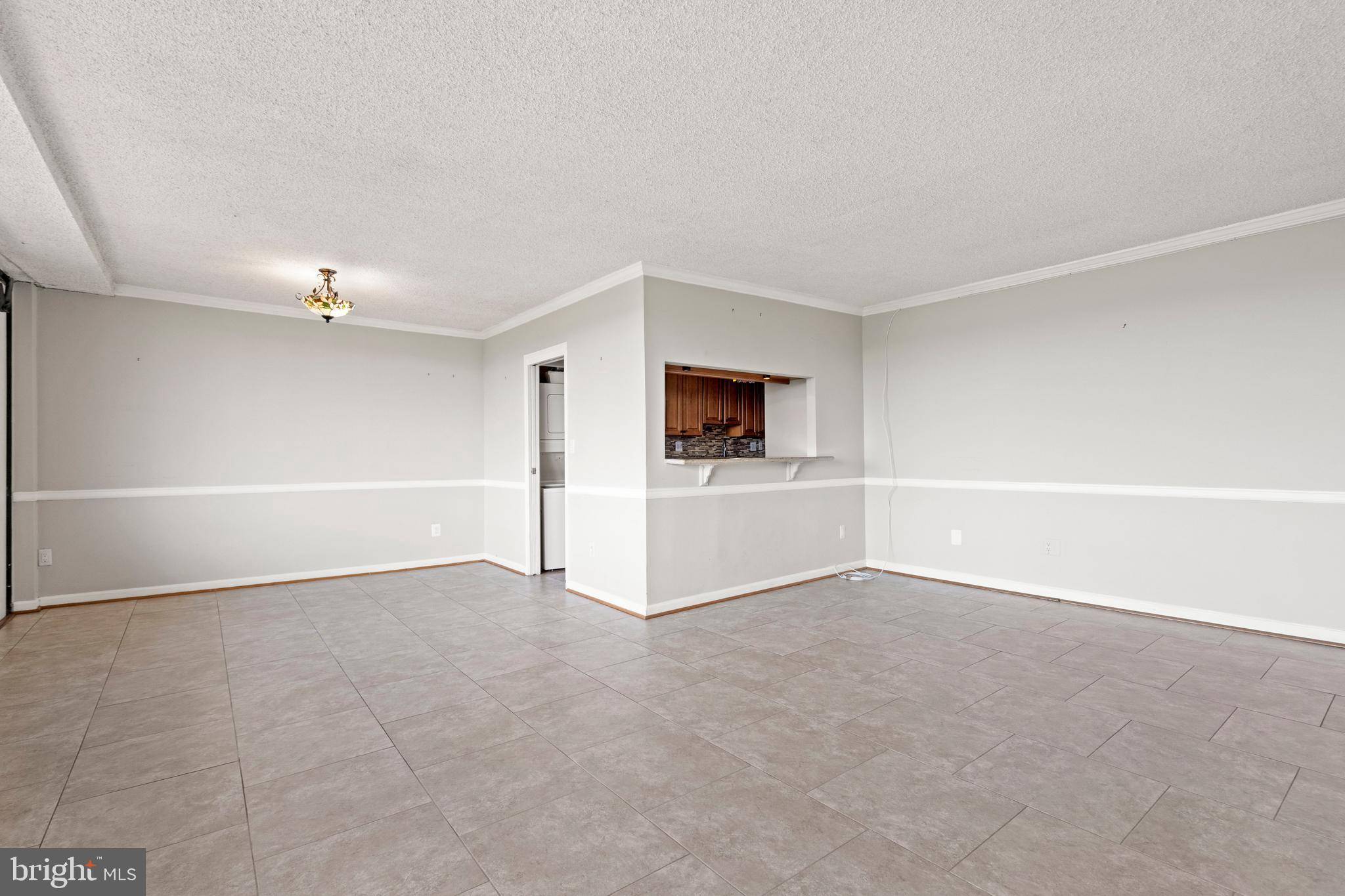 Alexandria, VA 22304,5500 HOLMES RUN PKWY #1517