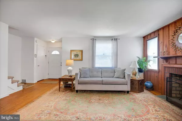 Riverside, NJ 08075,742 ARNDT AVE