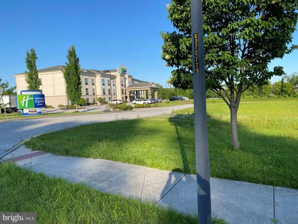 York, PA 17402,0 CINEMA DR #LOT# 11