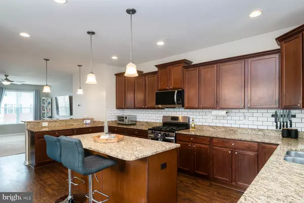 Glen Burnie, MD 21060,7469 TANYARD KNOLL LN