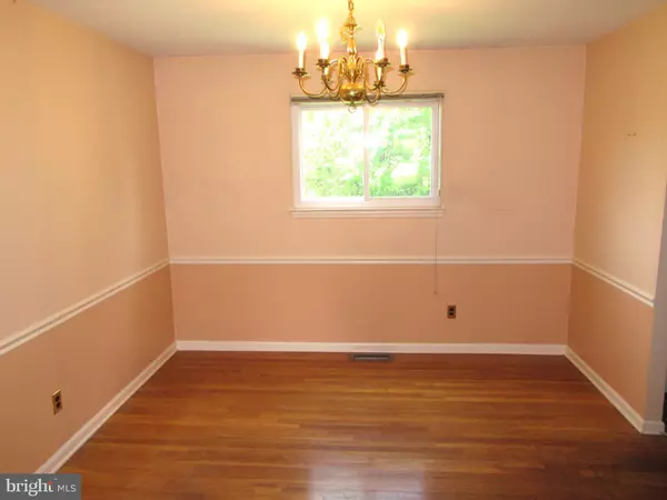 Hockessin, DE 19707,515 HEMINGWAY DR