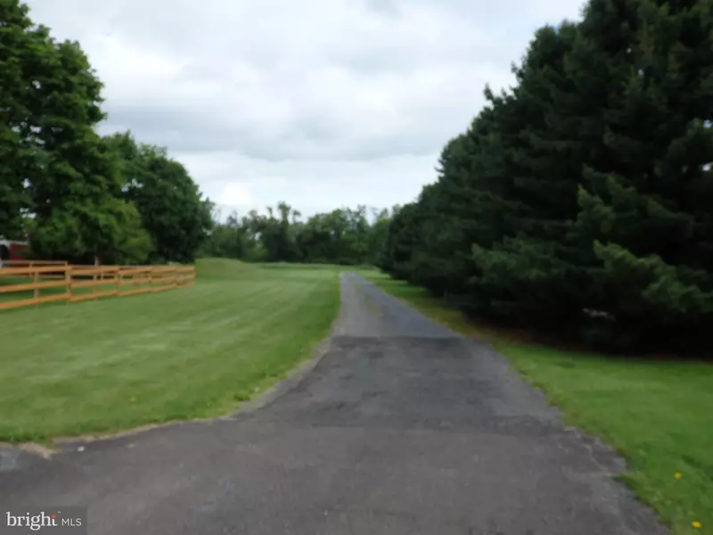 LOT 135-003 TROLLEY BRIDGE RD, Quakertown, PA 18951