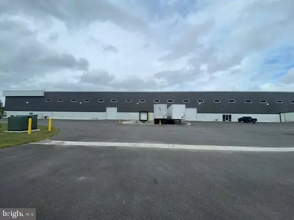 Cambridge, MD 21613,810 CHESAPEAKE DR