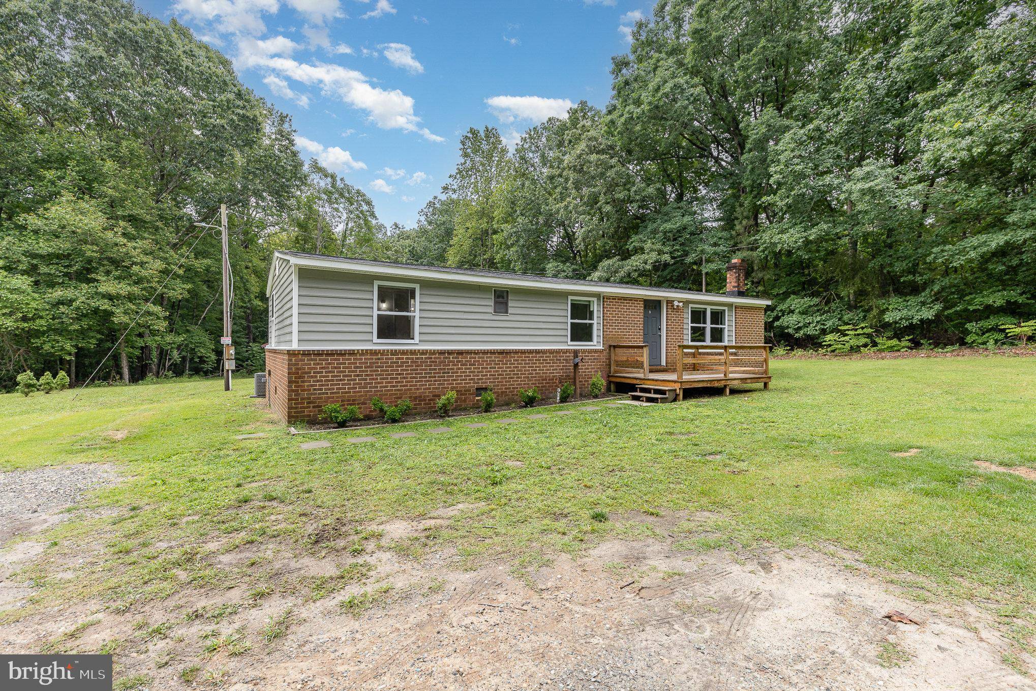 Caret, VA 22436,3027 SUPPLY RD