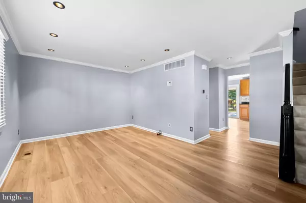 Pasadena, MD 21122,1218 HOLMESPUN DR