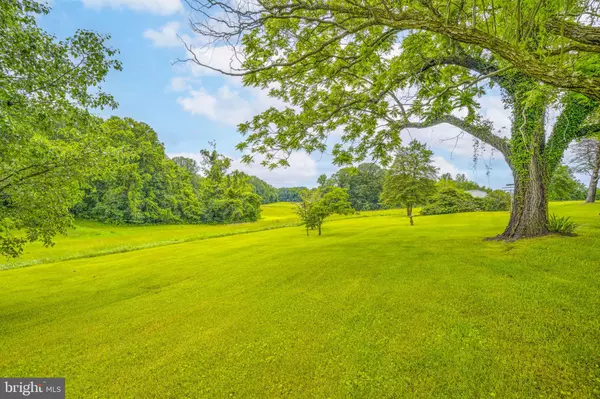 Tracys Landing, MD 20779,6007 SOLOMONS ISLAND RD