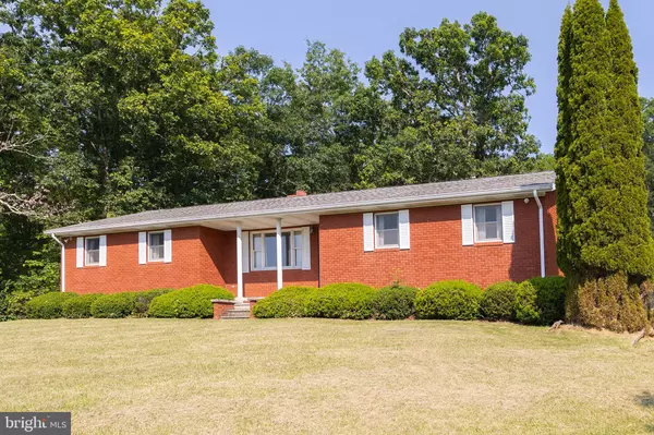 598 KNOBLEY RD,  Ridgeley,  WV 26753