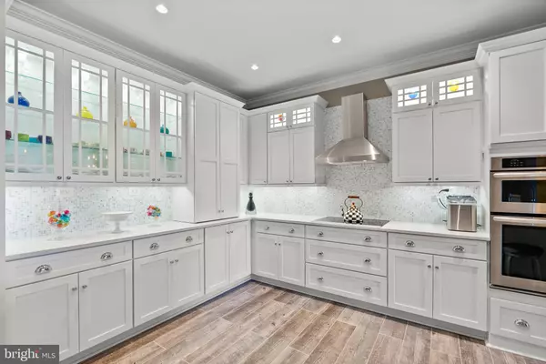 Woodbridge, VA 22191,525 BELMONT BAY DR #406
