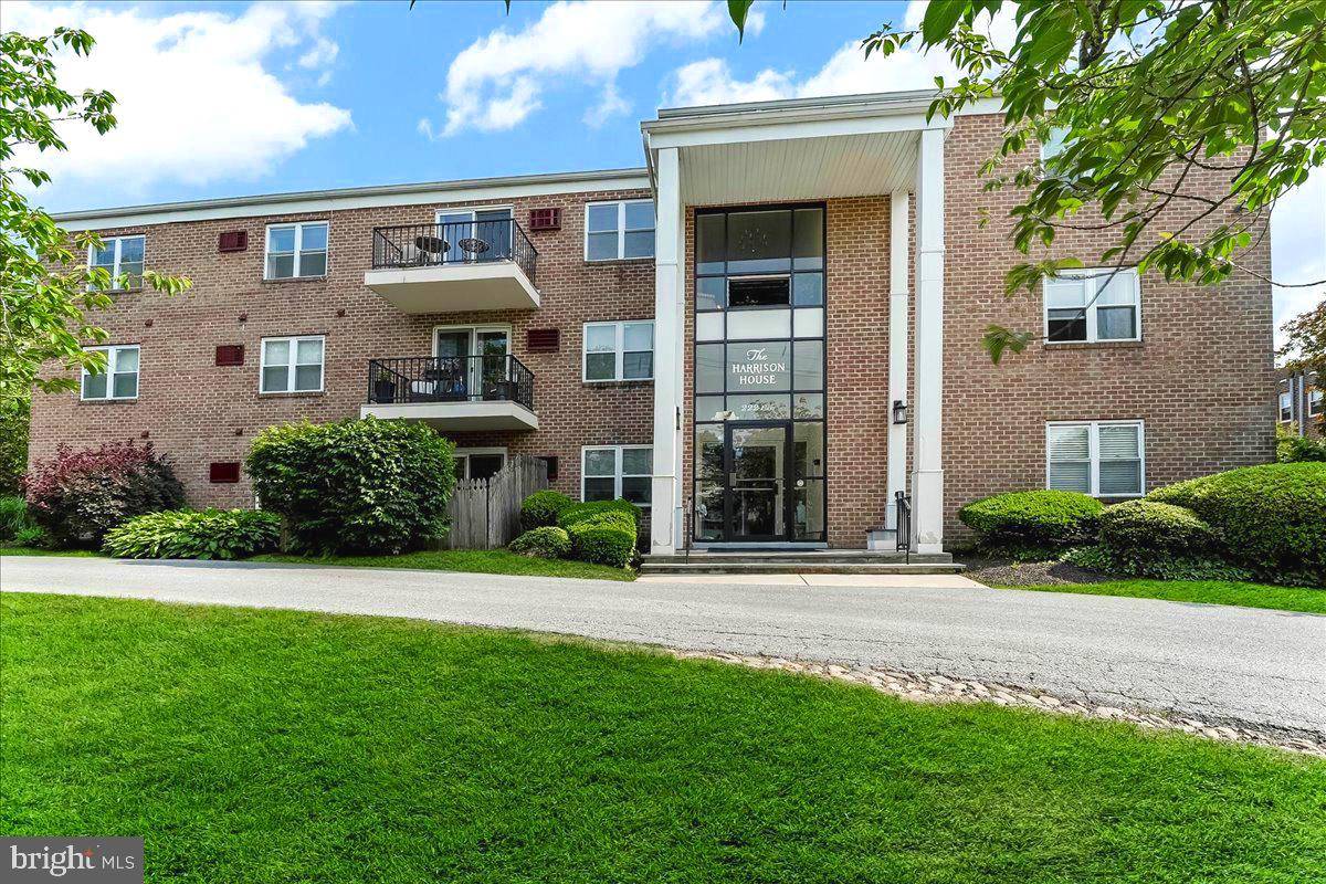 222 E MONTGOMERY AVE #104, Ardmore, PA 19003