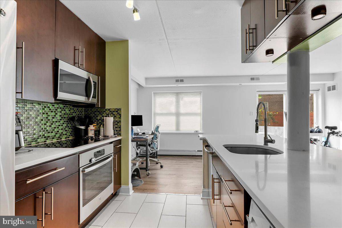 Ardmore, PA 19003,222 E MONTGOMERY AVE #104