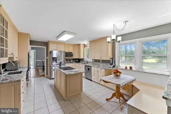 39350 RICKARD RD, Lovettsville, VA 20180