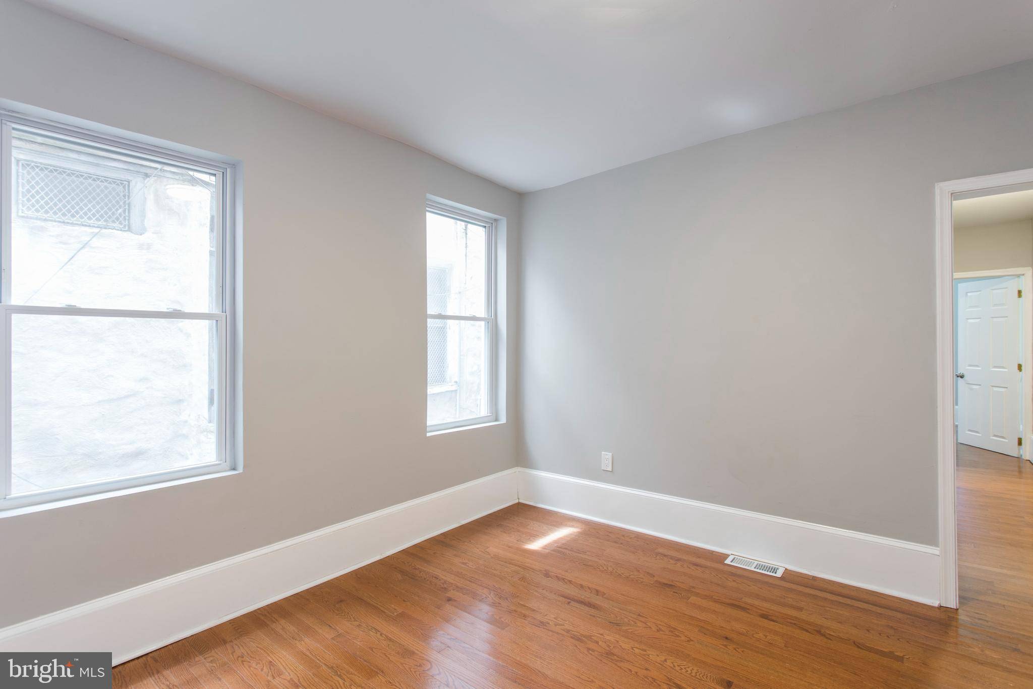 Philadelphia, PA 19146,721 S 19TH ST #1R