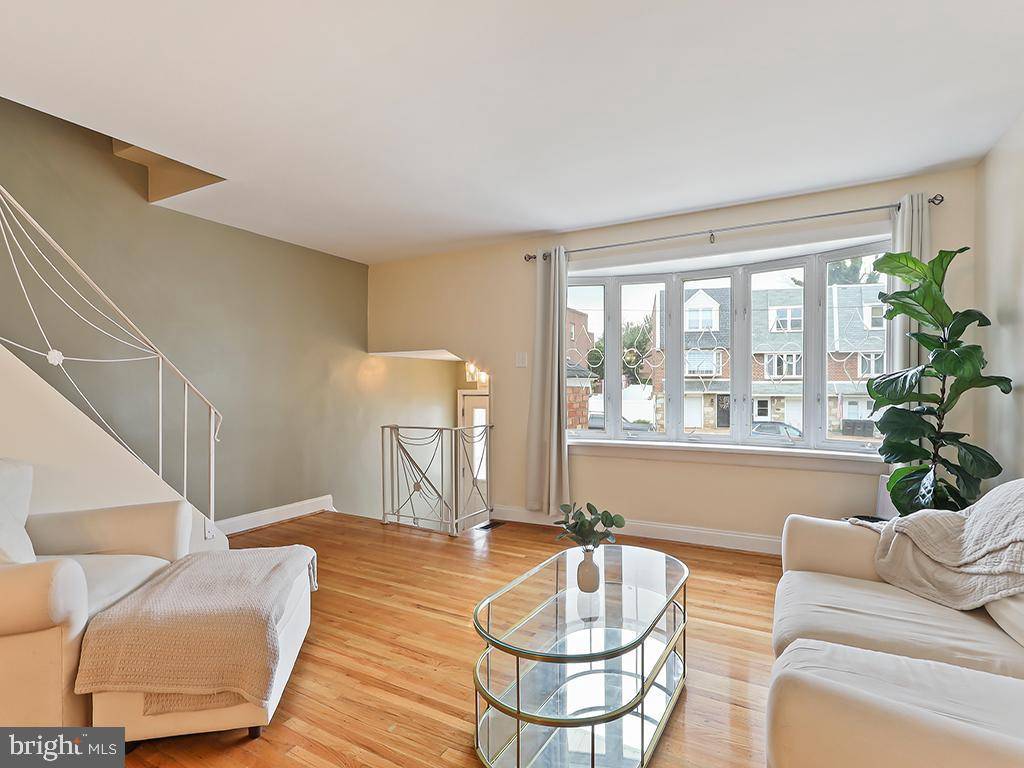 Philadelphia, PA 19114,3721 S HEREFORD LN