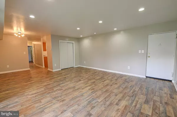 Hyattsville, MD 20784,7615 FONTAINEBLEAU DR #2119