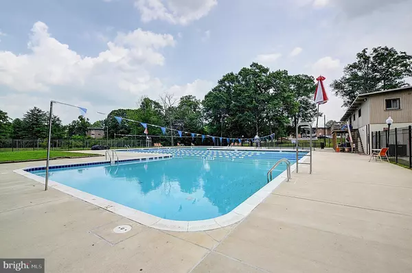 Hyattsville, MD 20784,7615 FONTAINEBLEAU DR #2119