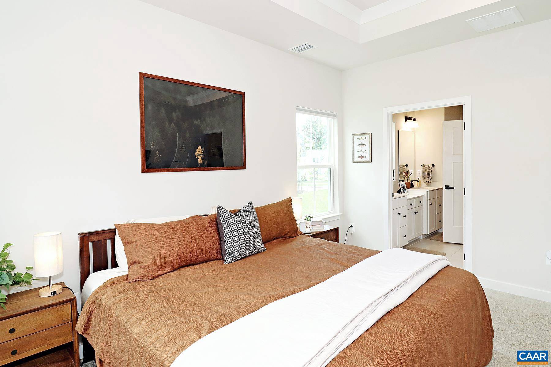 Charlottesville, VA 22911,916 MARSAC ST