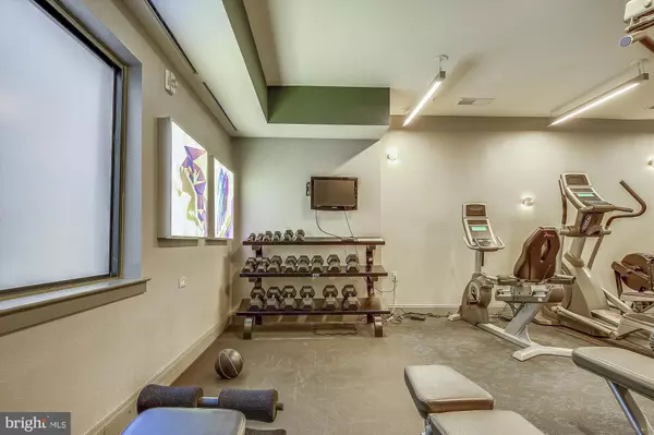 Silver Spring, MD 20910,8005 13TH ST #411