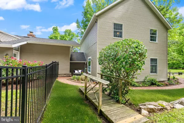 Clifton, VA 20124,6612 BRIARCROFT ST