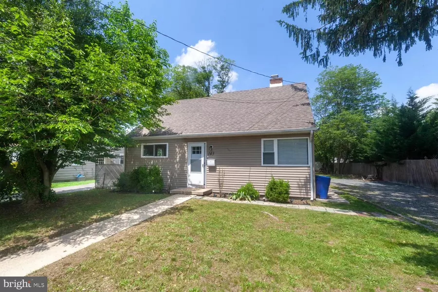 143 W GLOUCESTER PIKE, Barrington, NJ 08007