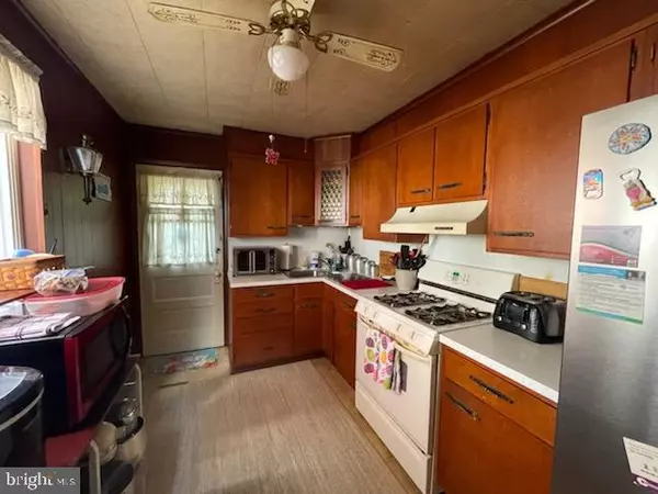 Reading, PA 19604,319-A LINDEN ST