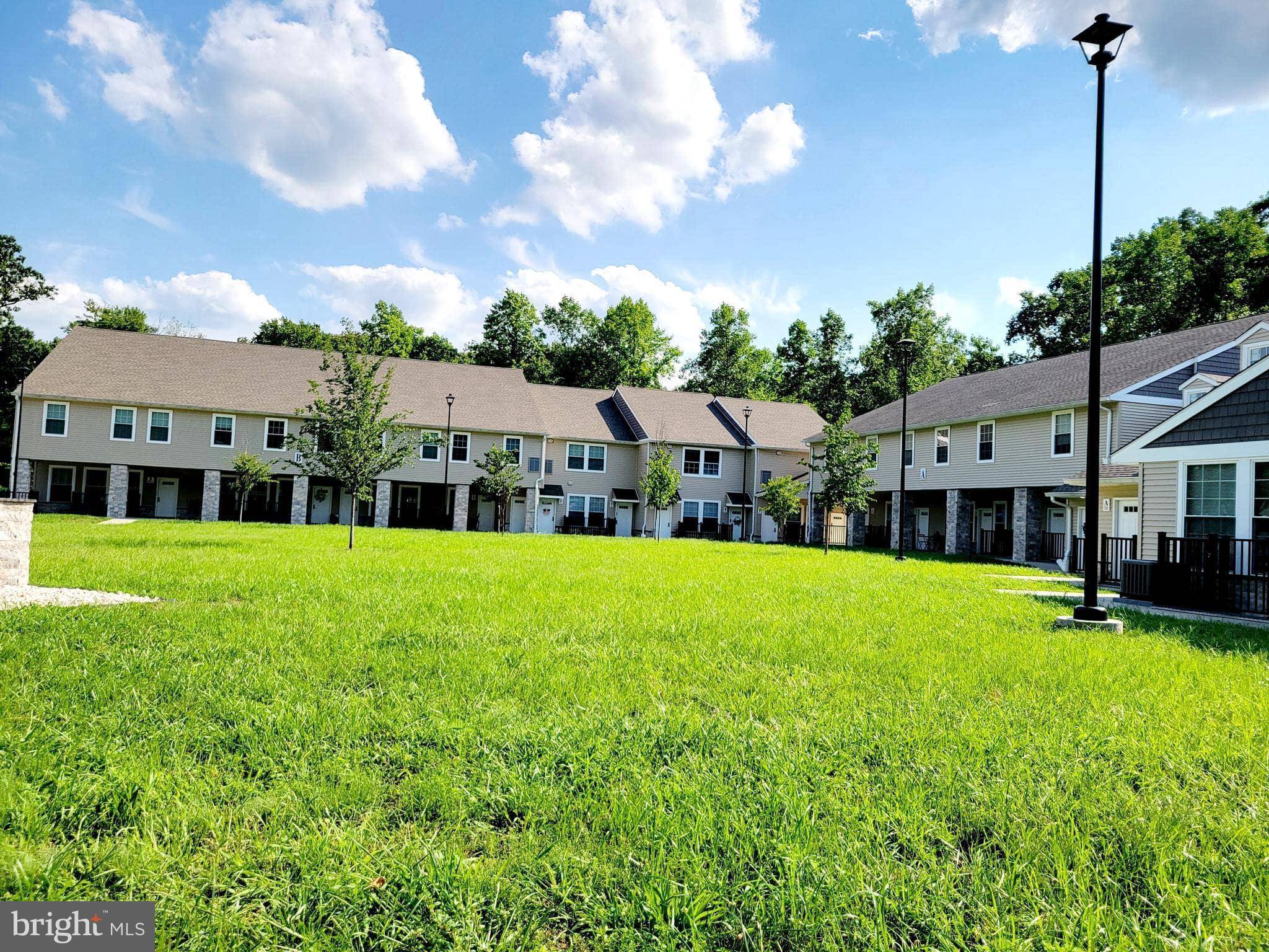 Mount Laurel, NJ 08054,123 CREEK RD #B301