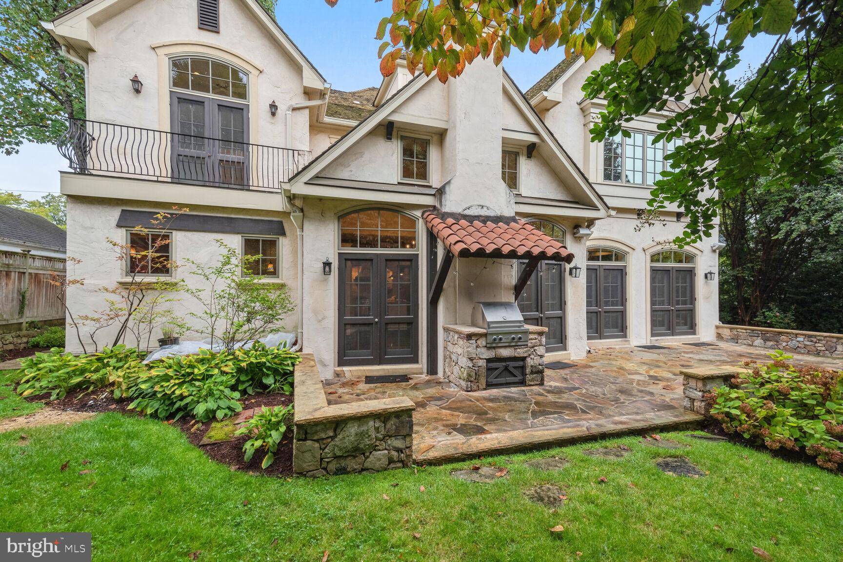 Bethesda, MD 20814,5420 MOORLAND LN