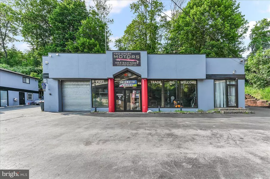 828 MATSONFORD RD, West Conshohocken, PA 19428