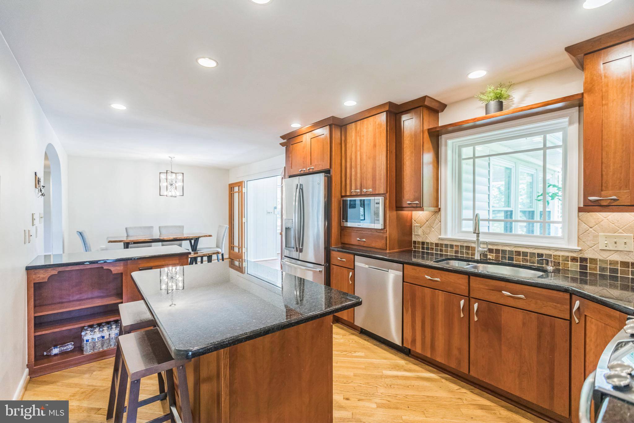 Olney, MD 20832,4008 BRIARS RD