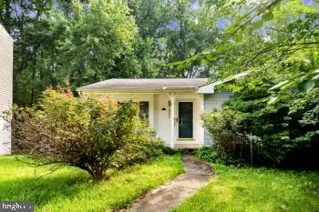 8406 RAINBOW BRIDGE LN, Springfield, VA 22153