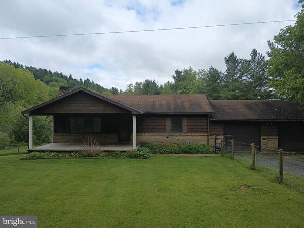 2571 SHADY DELL RD, Oakland, MD 21550