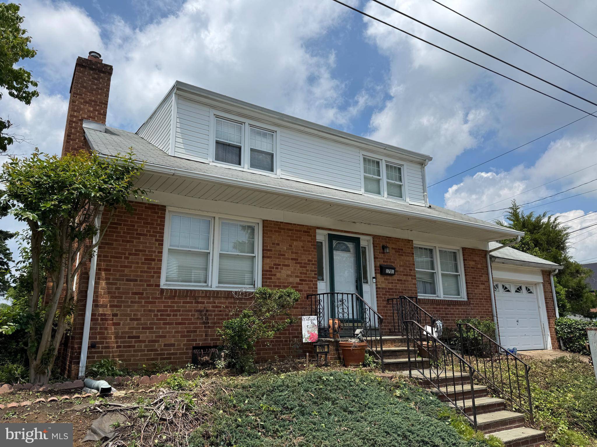 1701 SAULSBURY AVE, Wilmington, DE 19805
