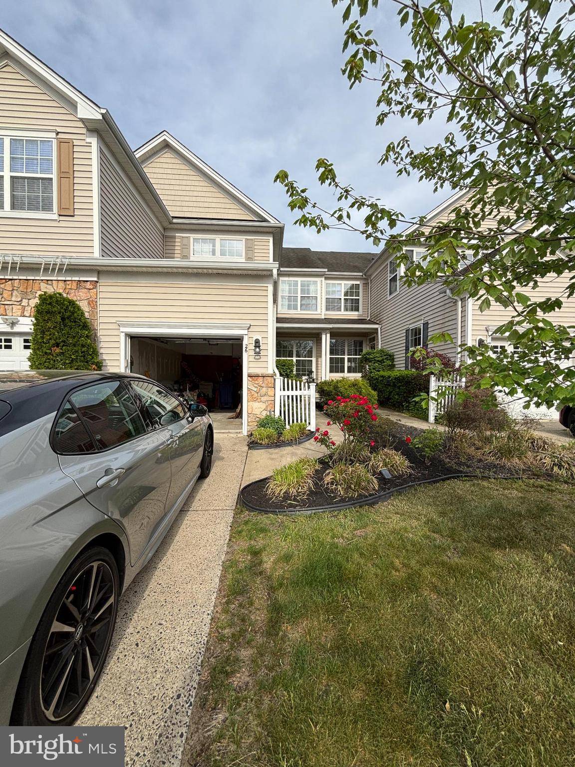 26 SPINNAKER DR, Mt Laurel, NJ 8054