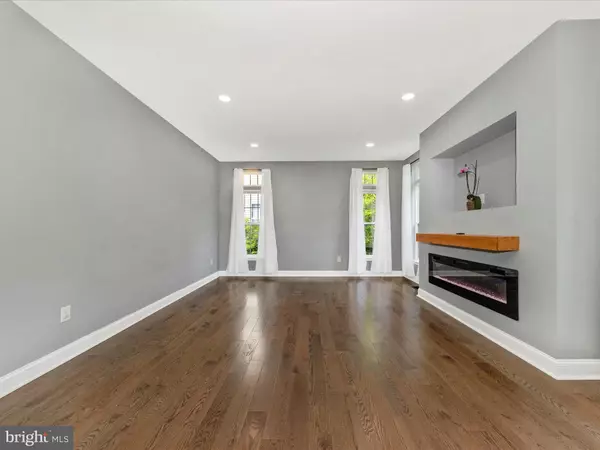 Germantown, MD 20874,13637 MONARCH VISTA DR