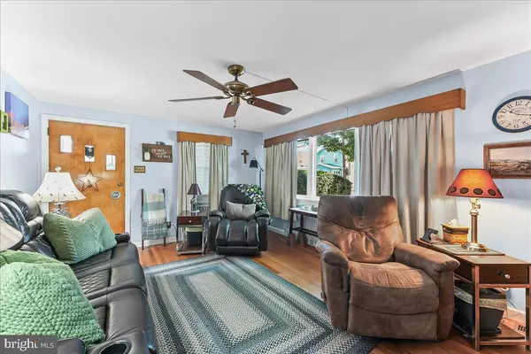 Ridley Park, PA 19078,210 HINKSON BLVD