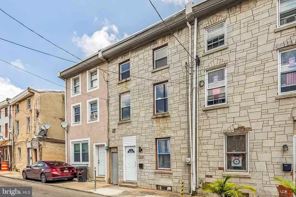 1221 ADAMS AVE,  Philadelphia,  PA 19124