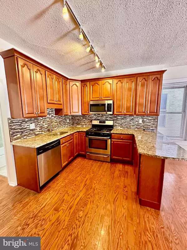 Philadelphia, PA 19127,294 HERMITAGE ST