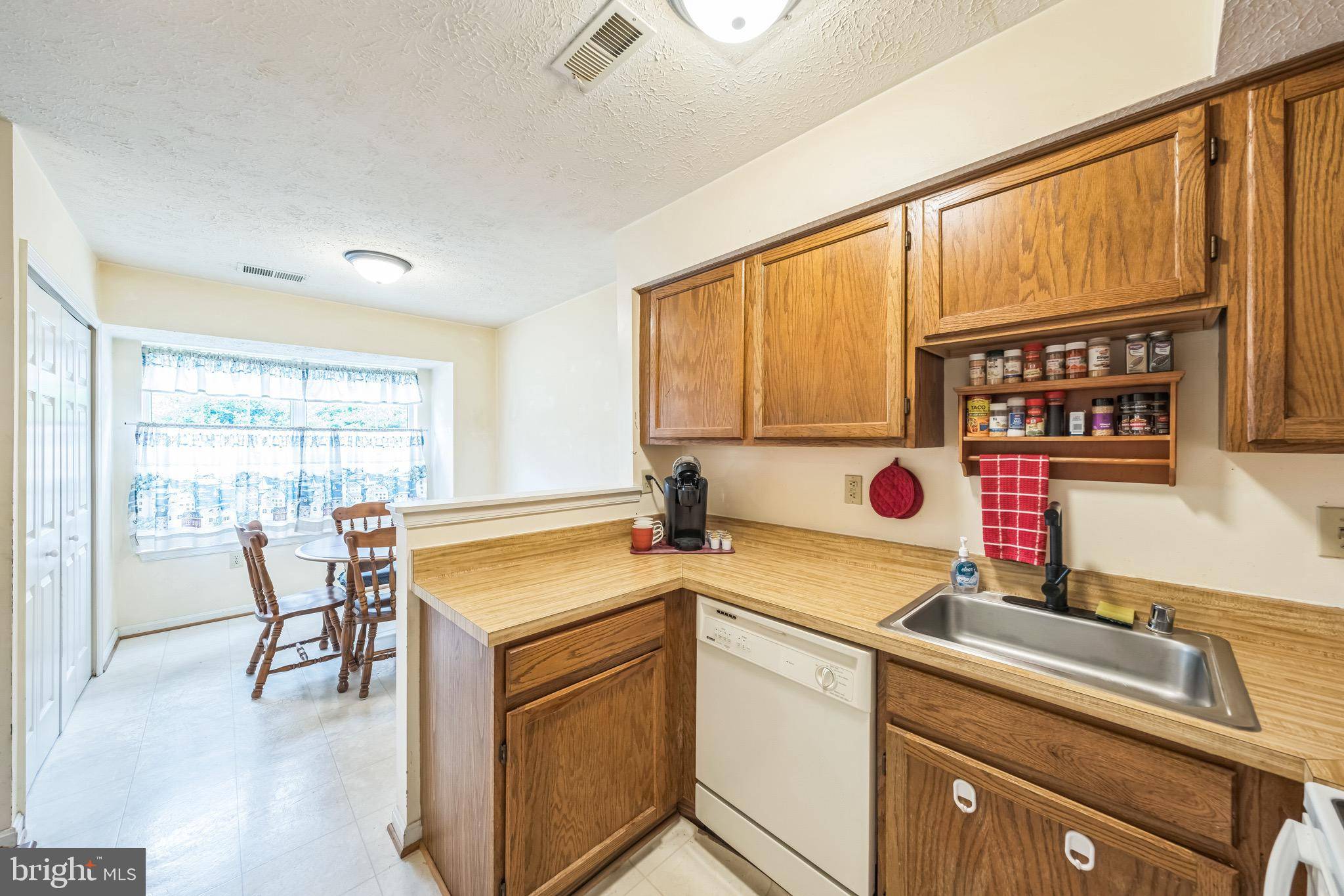 Waldorf, MD 20603,6001 BOBCAT CT