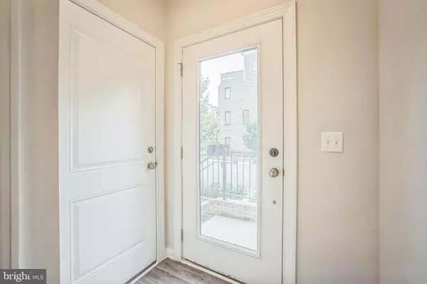 Rockville, MD 20855,8167 TOMPKINS