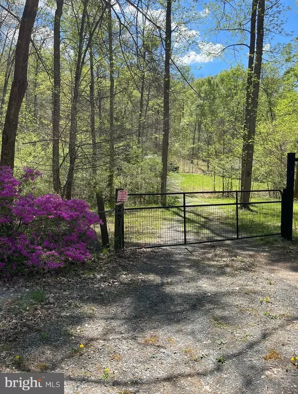 Locust Dale, VA 22948,251 HAWK CIR
