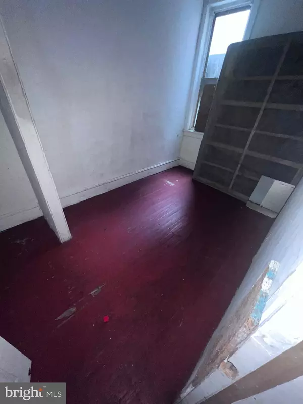 Philadelphia, PA 19142,6639 YOCUM ST