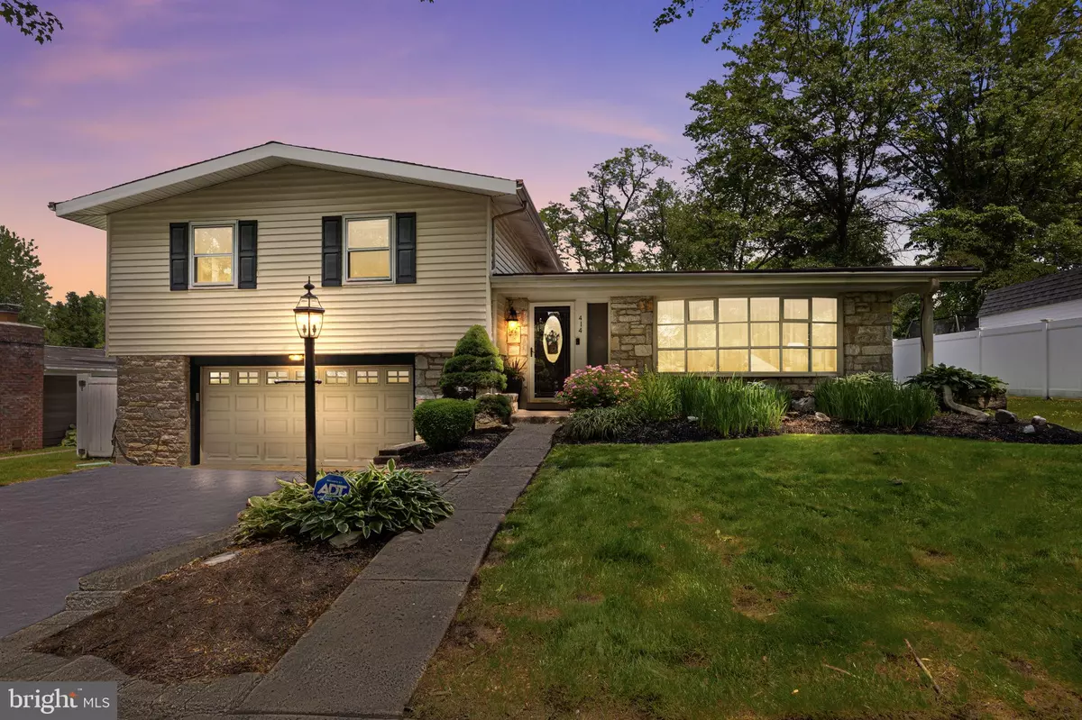 Feasterville Trevose, PA 19053,414 BRUCE RD