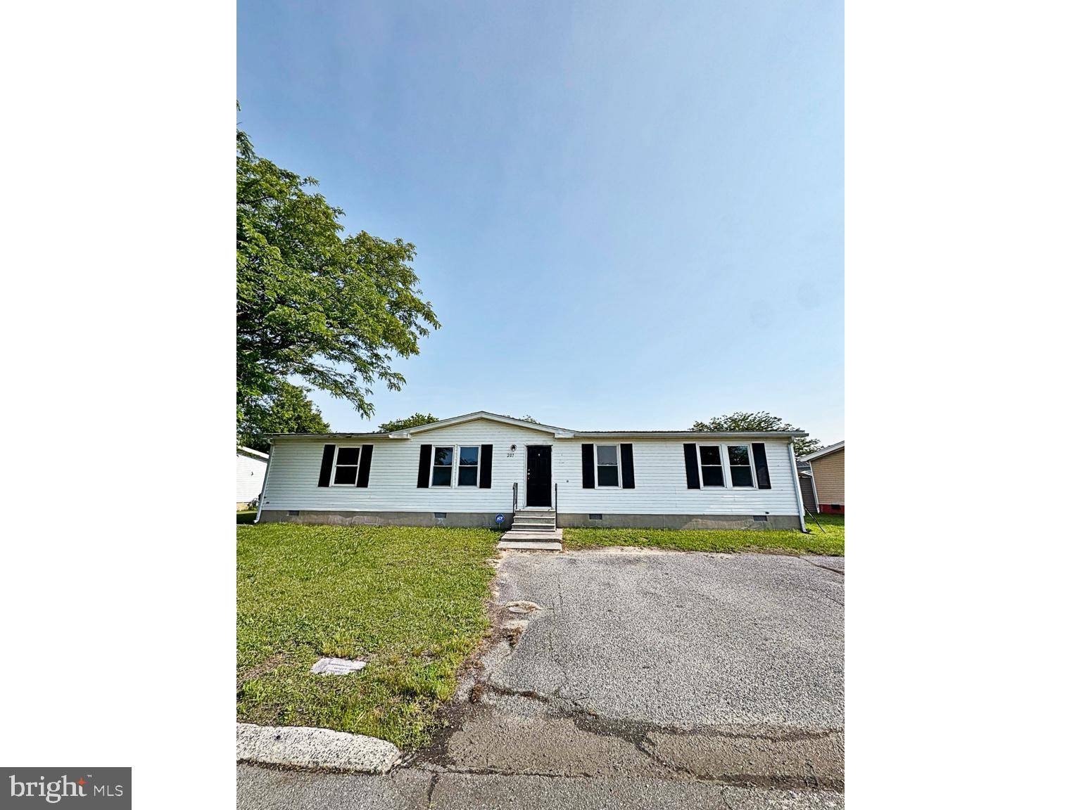 Dover, DE 19901,207 PERSIMMON CIR