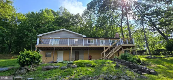 Front Royal, VA 22630,453 MOUNTAIN HEIGHTS RD