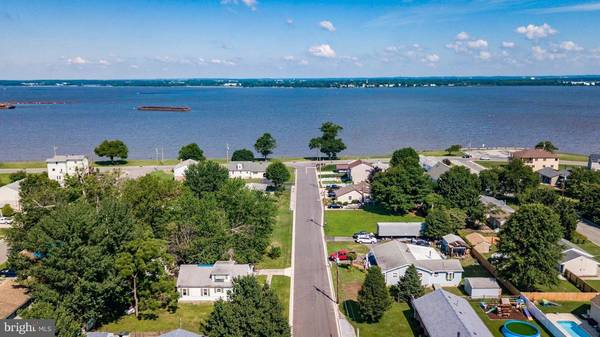 Pennsville, NJ 08070,100 SALEM DR