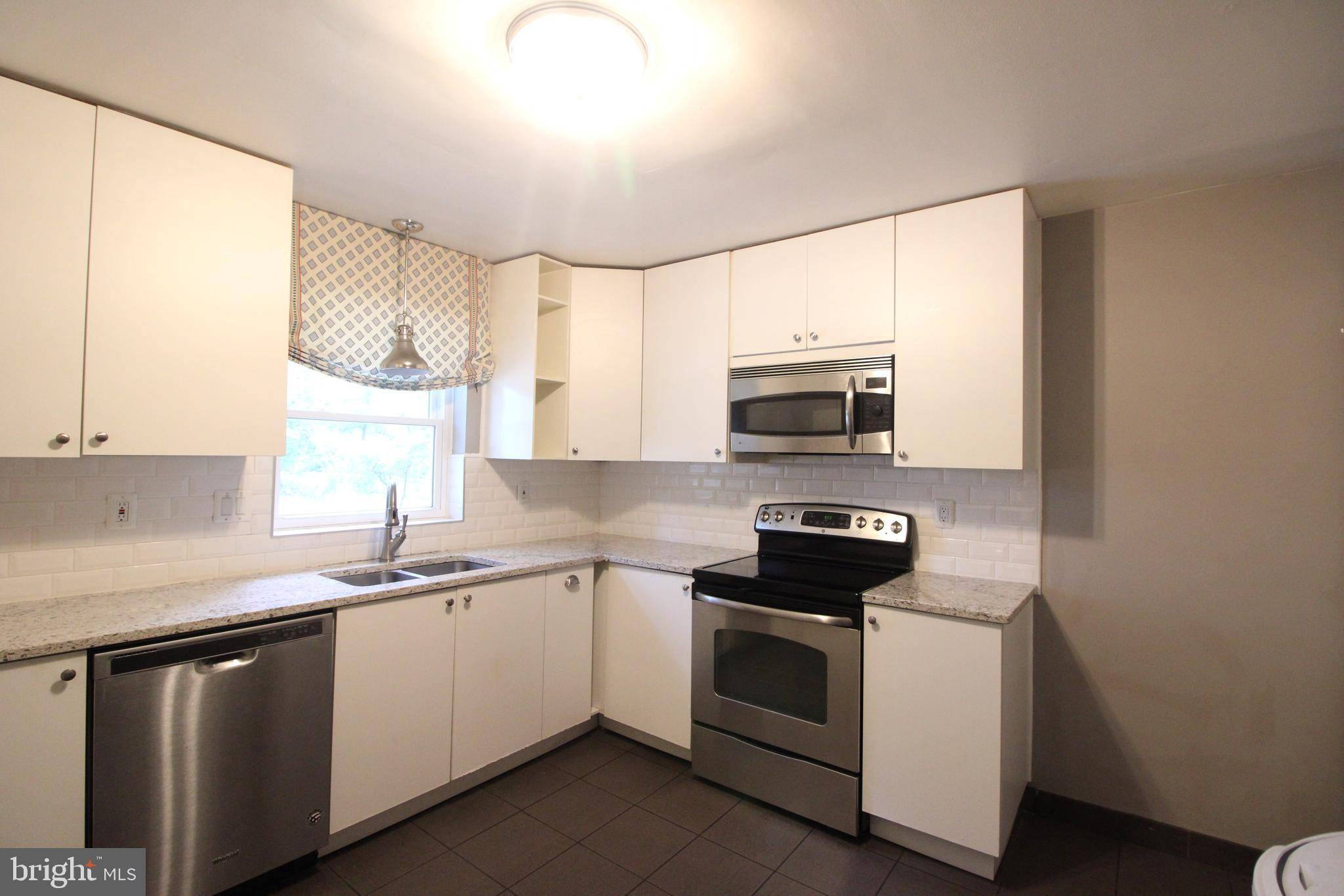 Alexandria, VA 22309,4401 JACKSON PL
