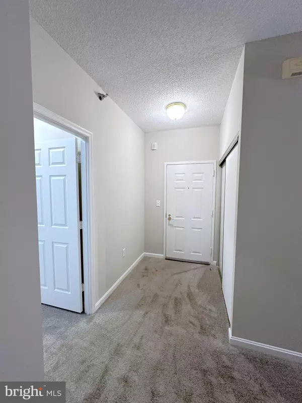 Silver Spring, MD 20906,2904 N LEISURE WORLD BLVD #211