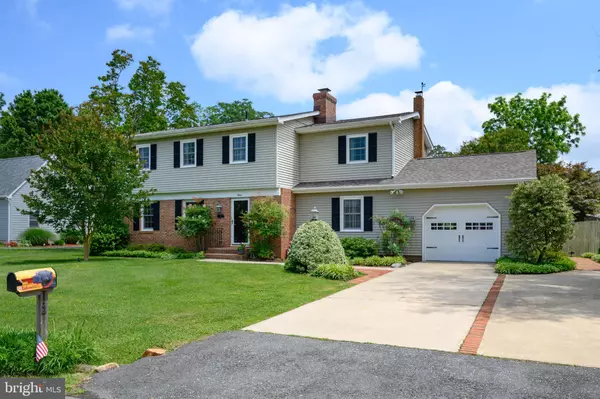 12 HATSAWAP RD, Cambridge, MD 21613