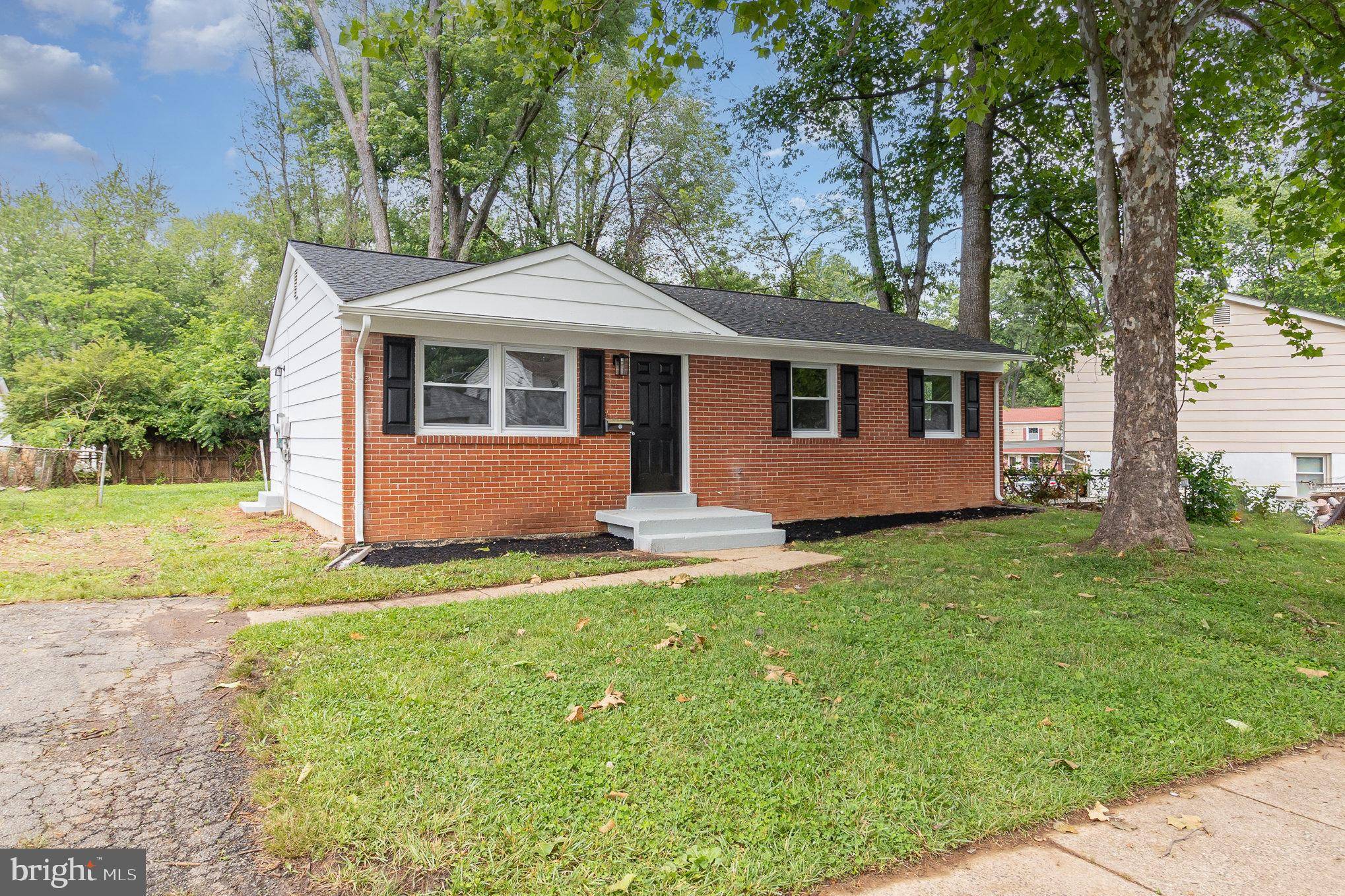 Woodbridge, VA 22193,13702 GRACE ST